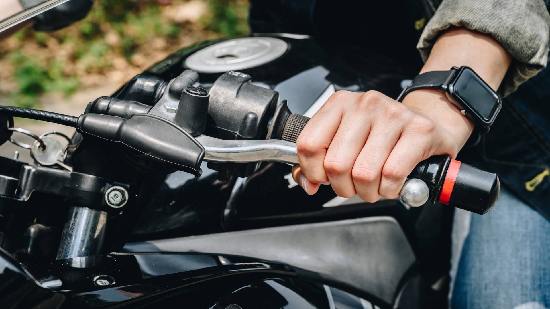 Bike Tips And Tricks: How To Know My Motorcycle Need Service Or Not