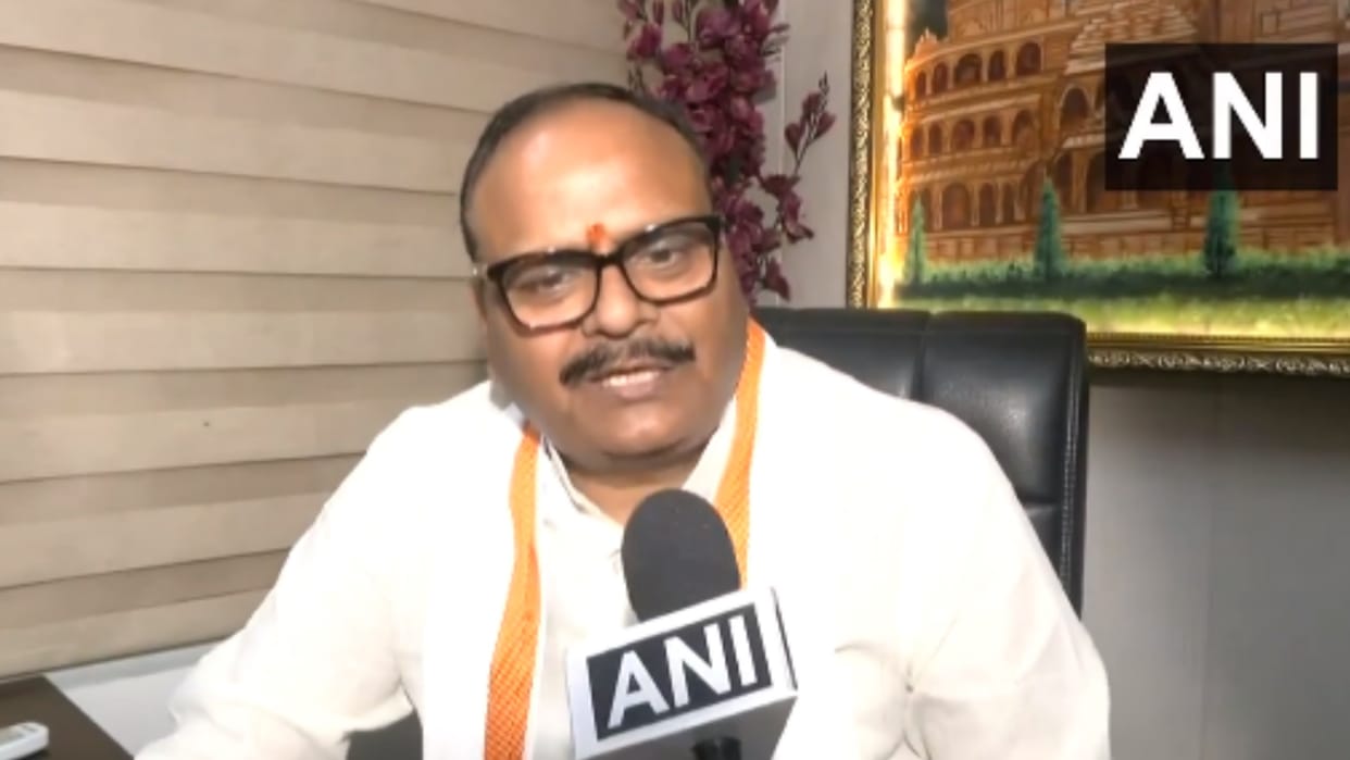 Doctors and patients will adopt TB patients instructs UP Deputy CM Brajesh Pathak