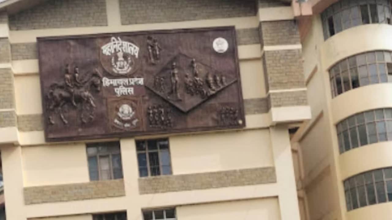 हिमाचल पुलिस महानिदेशालय।
