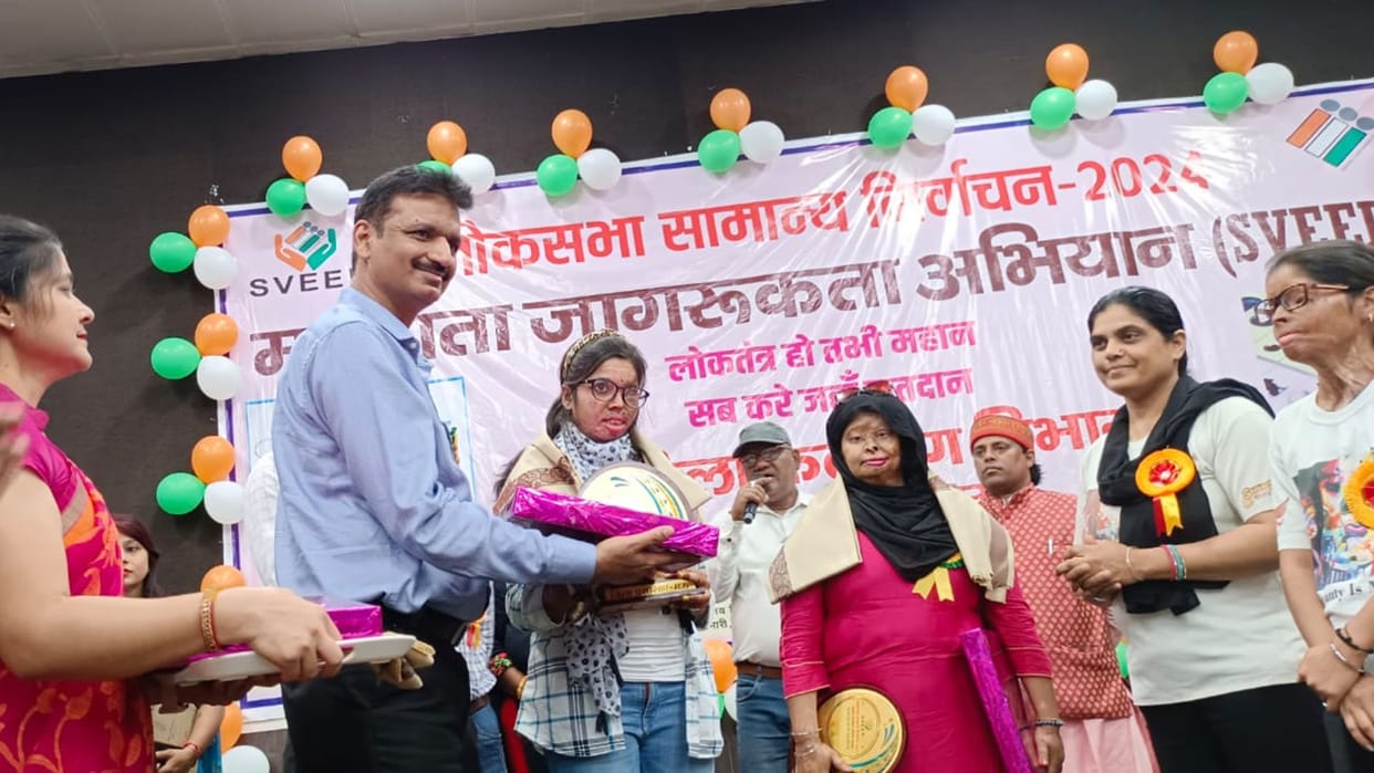 acid affected women and eunuchs awareness for voting for lok sabha election