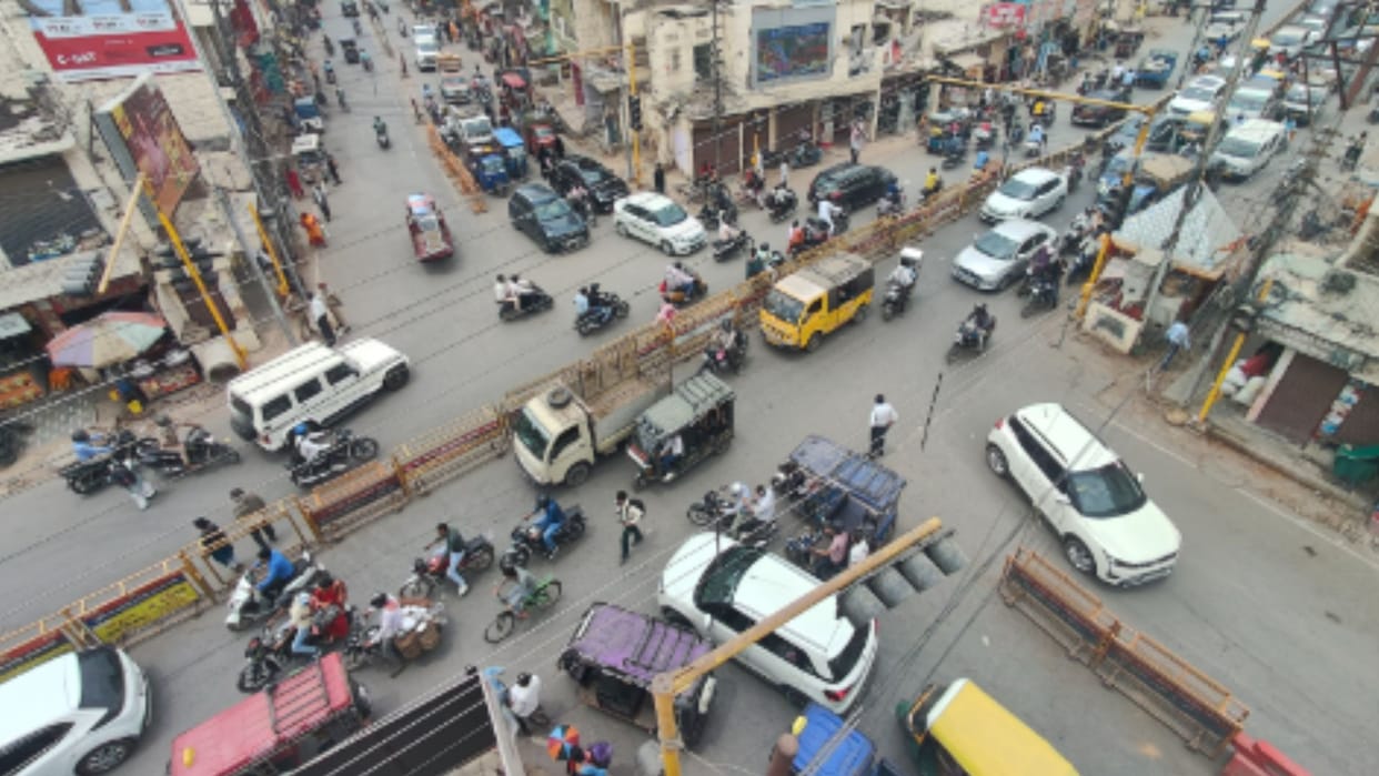 Lucknow: Diversion plan in old city because of Muharram procession.