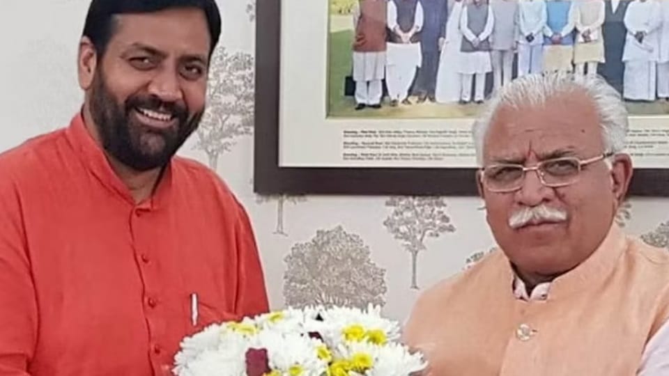 Things are not going well in Karnal in BJP