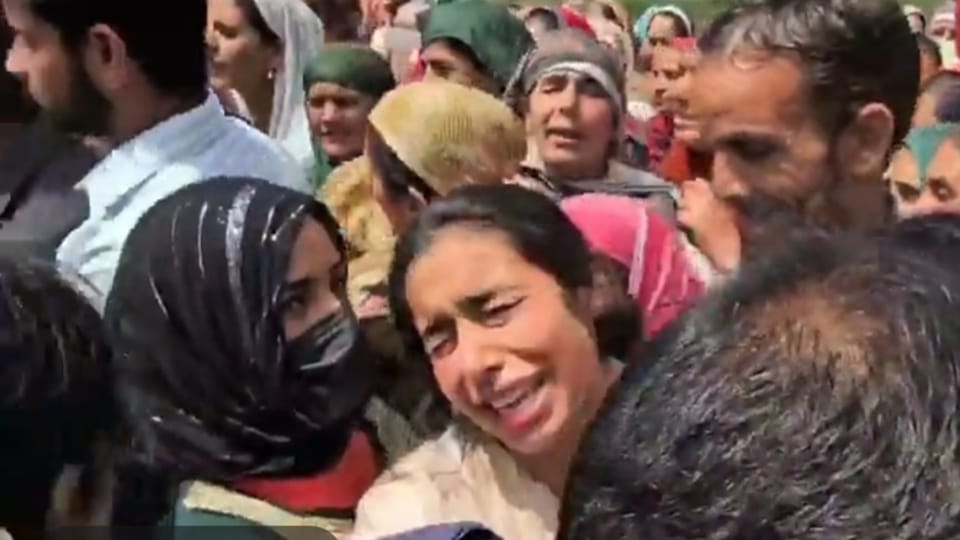 Rajouri terrorist Attack : Two to three terrorists came in army uniform, asked to cook food and then hits