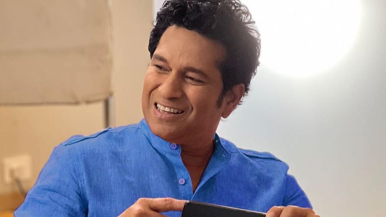 Former batter Sachin Tendulkar has come out in support of Wrestler Vinesh Phogat and demand Silver for her