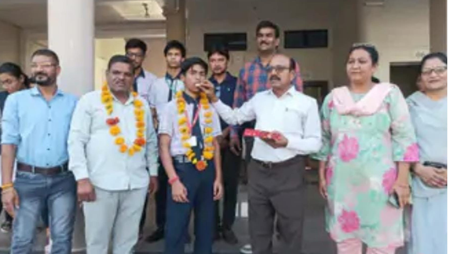 सीहोर जिले के विद्यार्थियों ने बेहतर प्रदर्शन किया है।