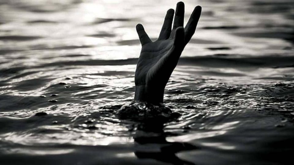 Uttarakhand Including Teenage Girl Die in Separate Drawing in river in haridwar rishikesh karnaprayag