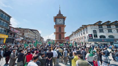 Ground Report Srinagar: More boom in politics of Srinagar than the waves of Jhelum