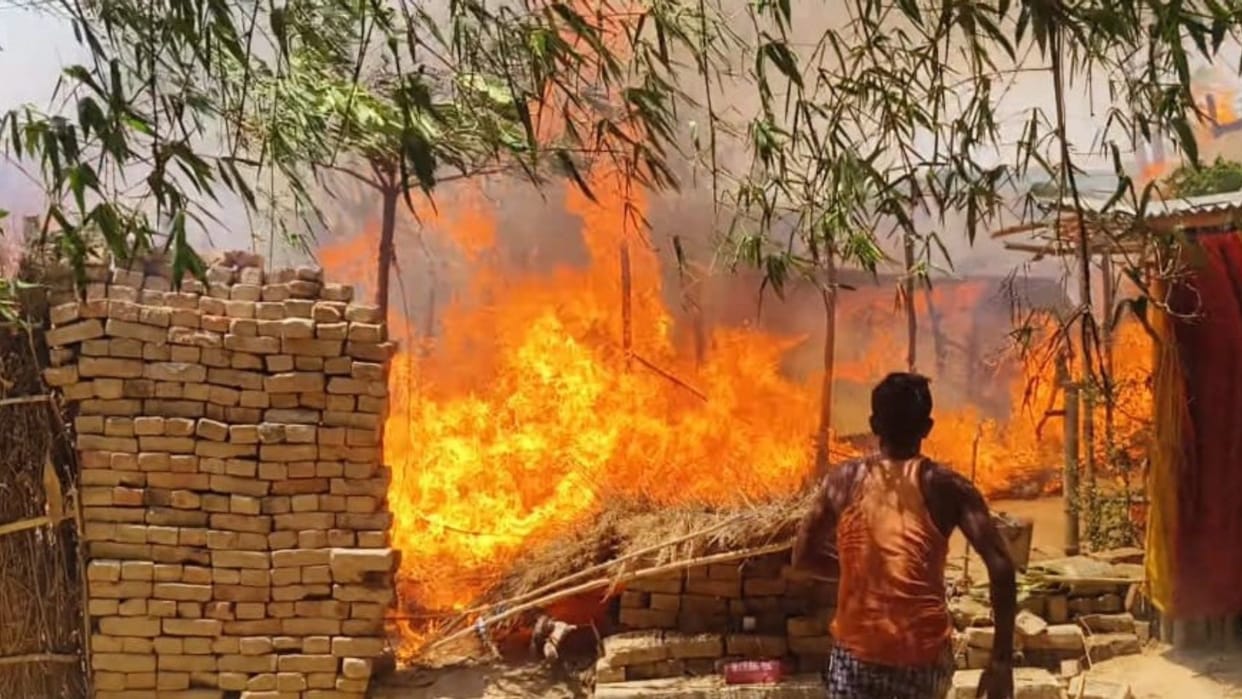 young man died of burns in ballia