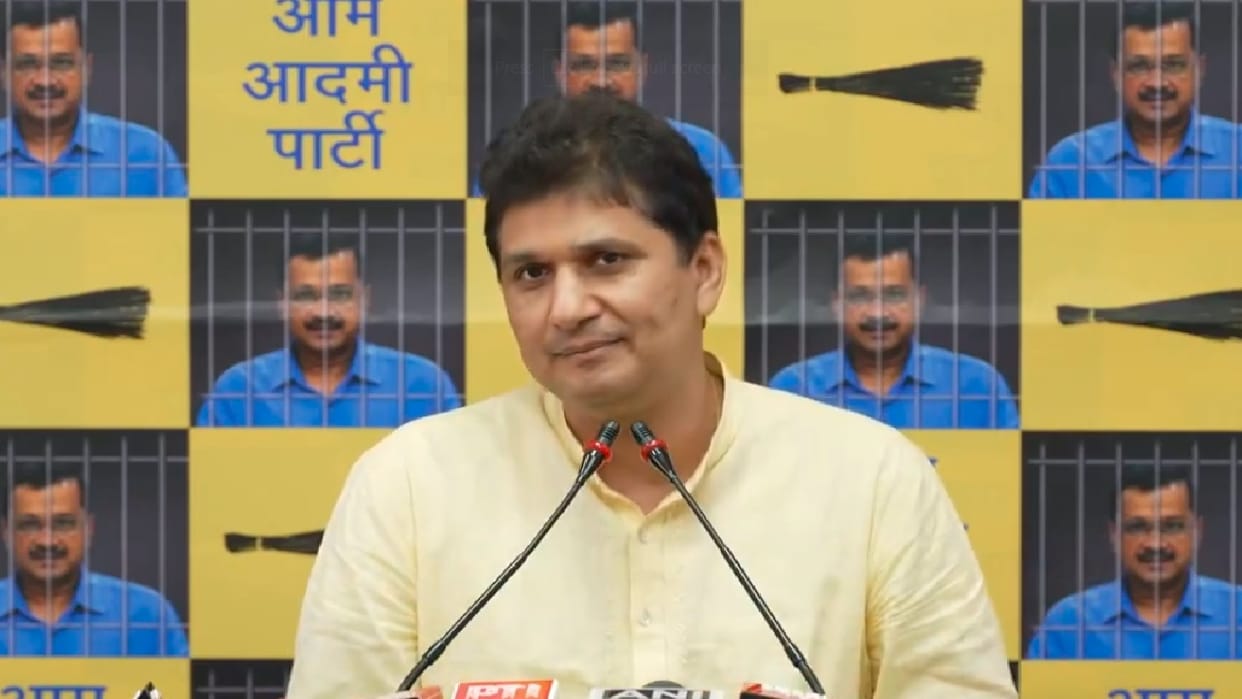 Delhi Mayor election will not be held tomorrow AAP alleges Lieutenant Governor is break tradition