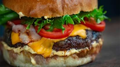 Man dies a painful death after eating a burger learn the full story goes Viral on Internet