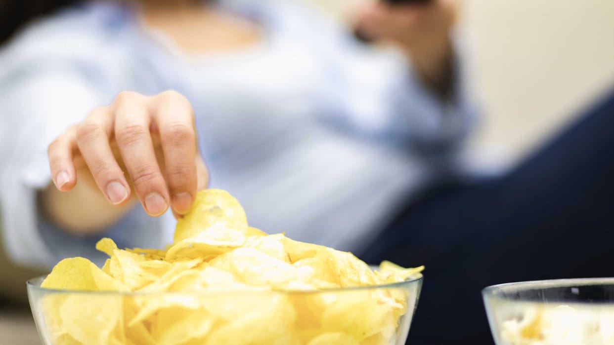 Packed Chips Side Effects Do not Feed It to Children it can cause harm to health Details Inside disprj
