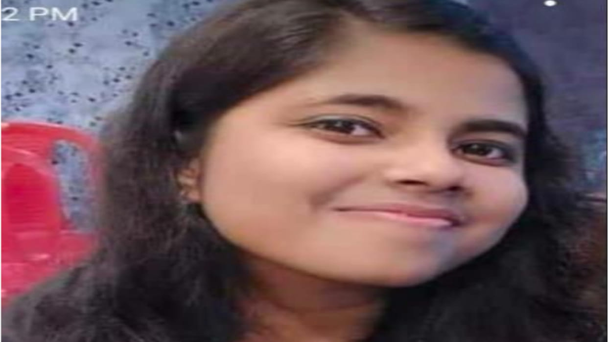 The first bus betrayed, the second bus took the life of daughter Priyanshi