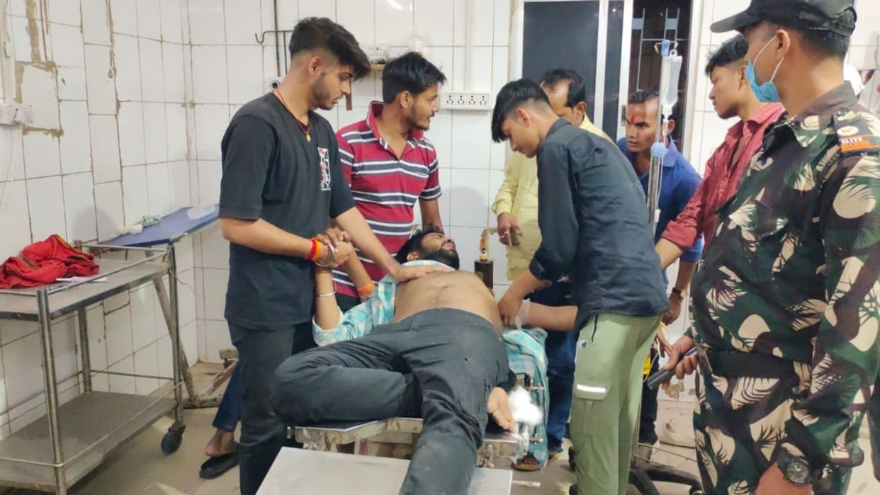 District contact head of Hindi Jagran Manch shot by criminals