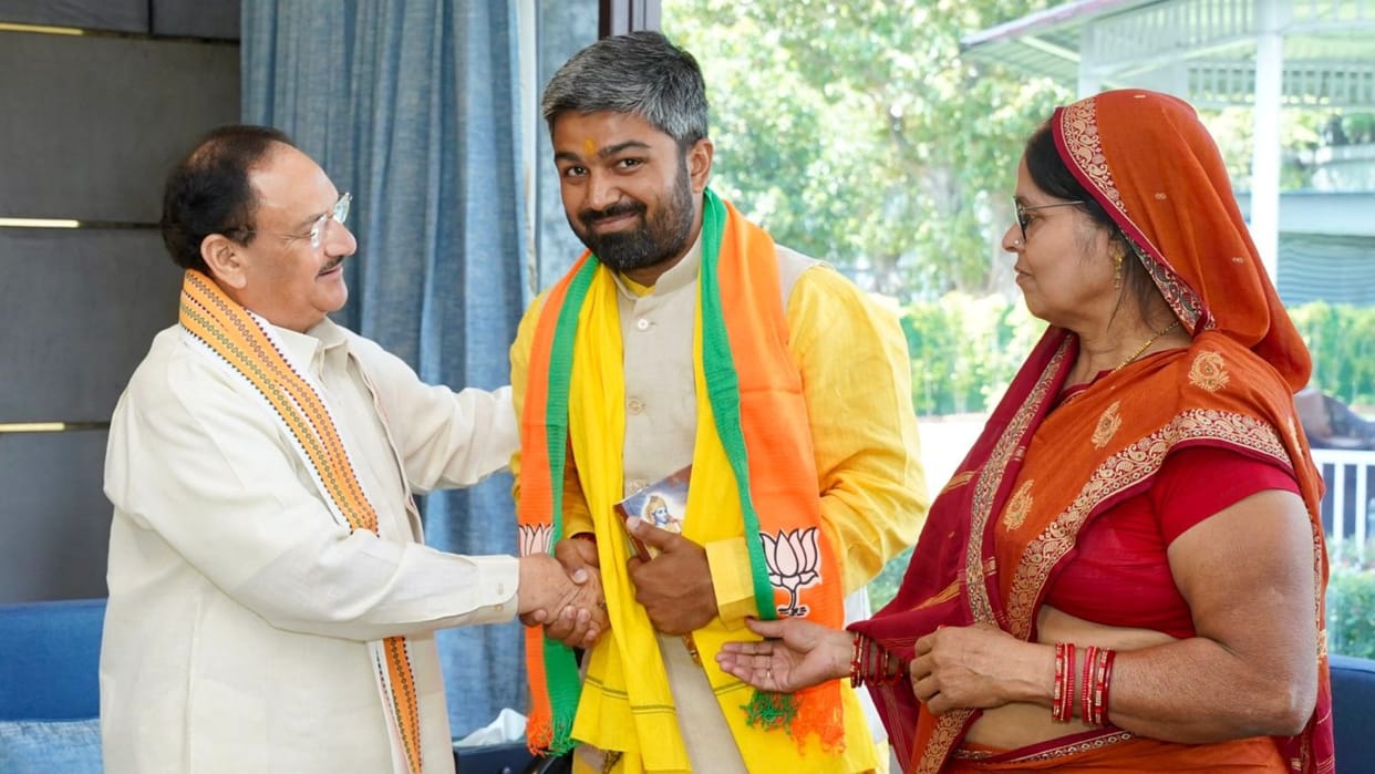 Bihar News Youtuber Manish Kashyap To Join BJP Reached Delhi Meeting With Manoj Tiwari Amit Shah