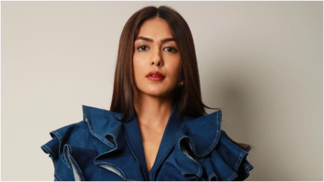 Family Star actress Mrunal Thakur Talks about relationships says she is considering freezing her eggs