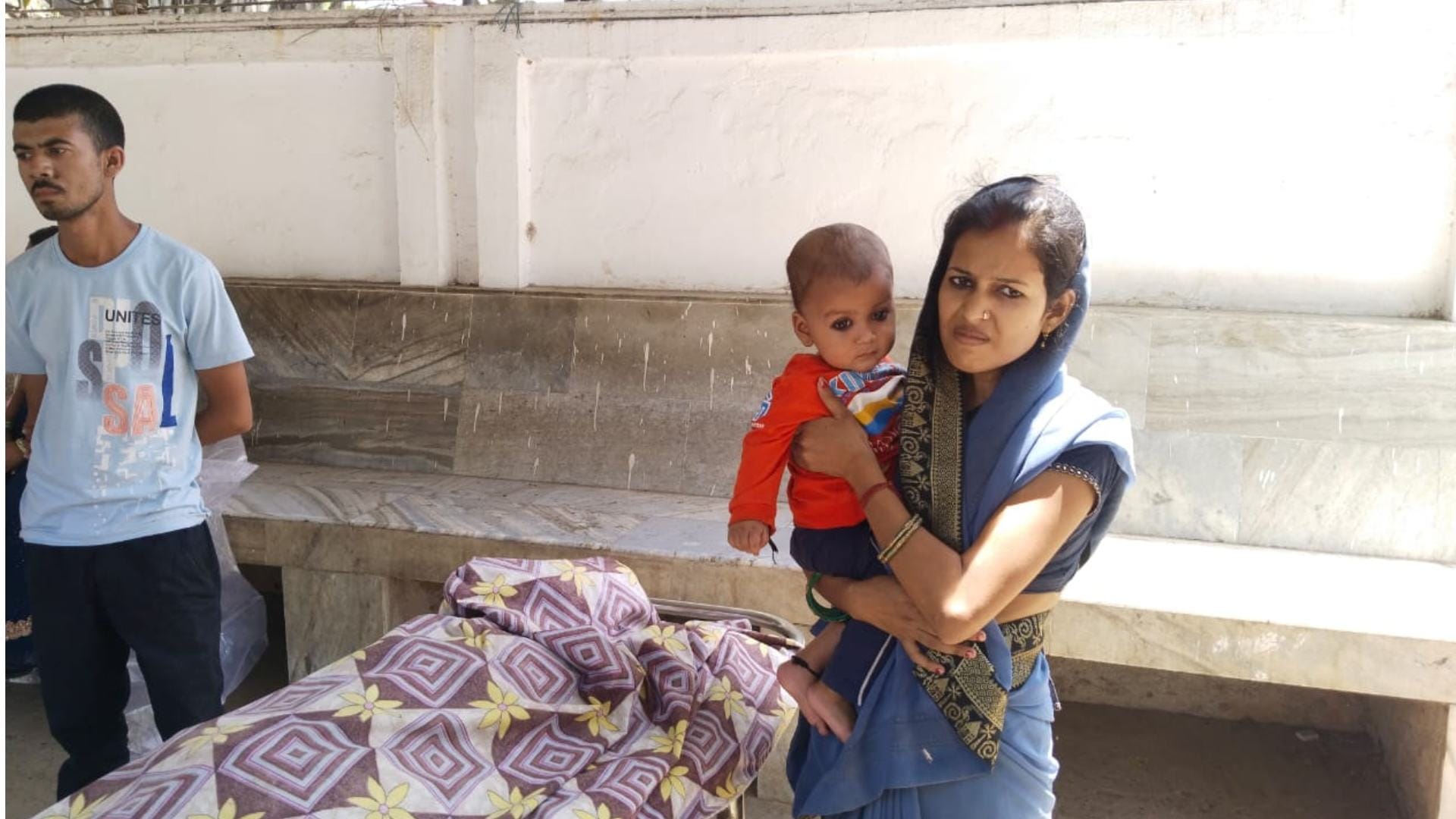 पति ने की खुदखुशी