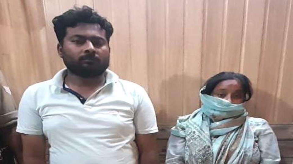 Two arrested including a woman from Moradabad who cheated one crore rupees