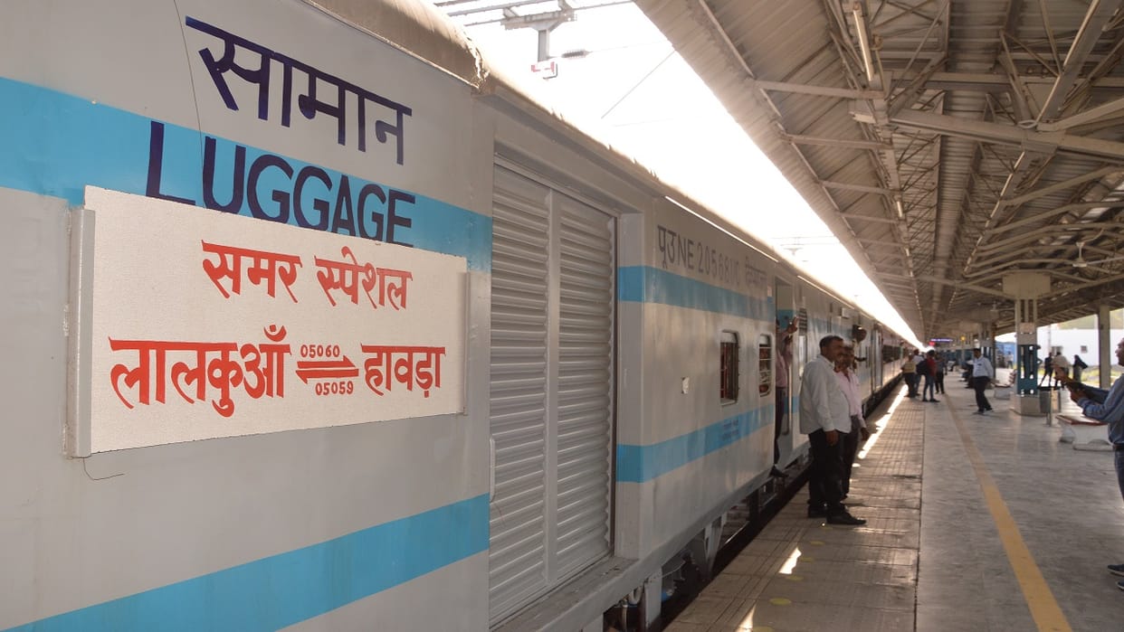 2 Summer special trains will pass through Gorakhpur railway station
