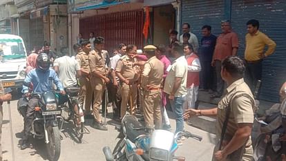 UP Lok Sabha Phase 2 Election Live: Voting begins in Amroha, queues started forming outside the centres.