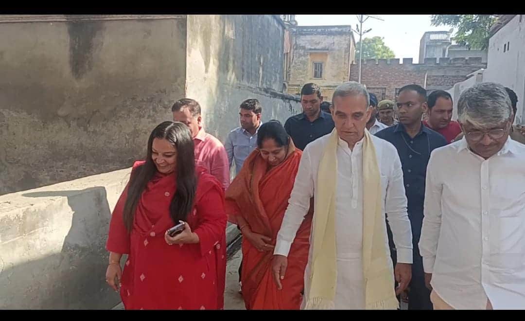 Uttar Pradesh lok sabha election 2024 phase 2 voting: Many leaders voted in Meerut and Baghpat, see picture