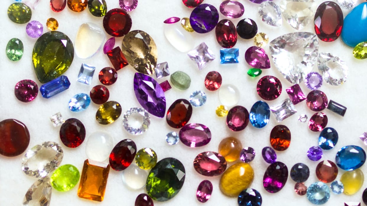 Pukhraj Stone Benefits these zodiac signs will get benefits of it