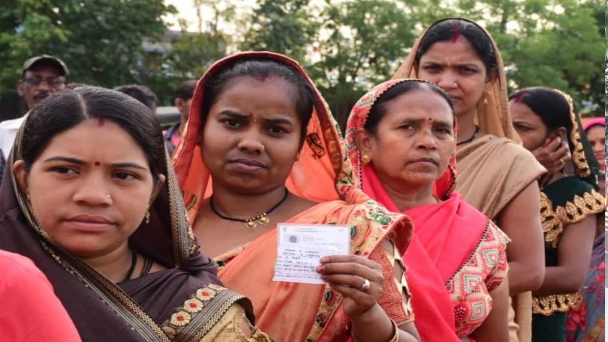 CG Loksabha Election Phase 2: Second phase voting continues in Chhattisgarh, till now 35.47% voting