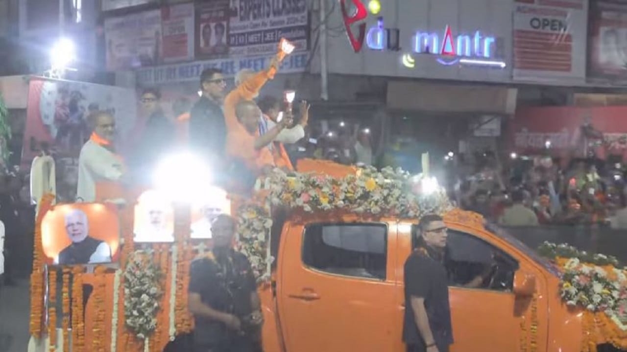 PM Narendra Modi roadshow in Bareilly