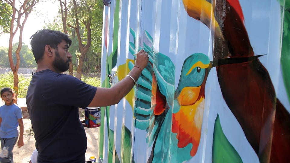 Roshanara Bagh will be illuminated with colorful lights