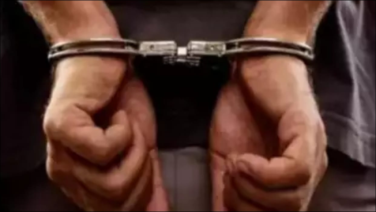 Gujarat ATS arrests six with country-made weapons detailed news in hindi