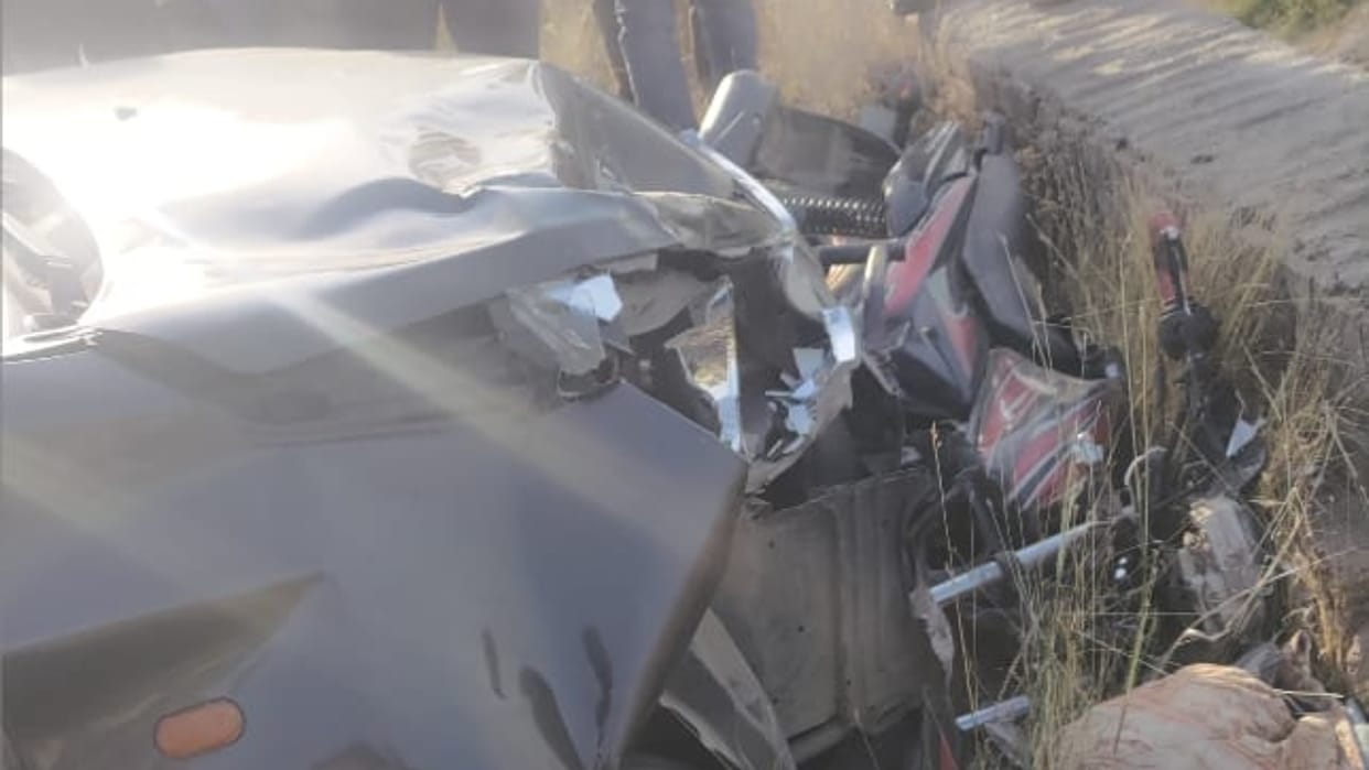 Woman dies and three people injured due car hit the bike in shahjahanpur