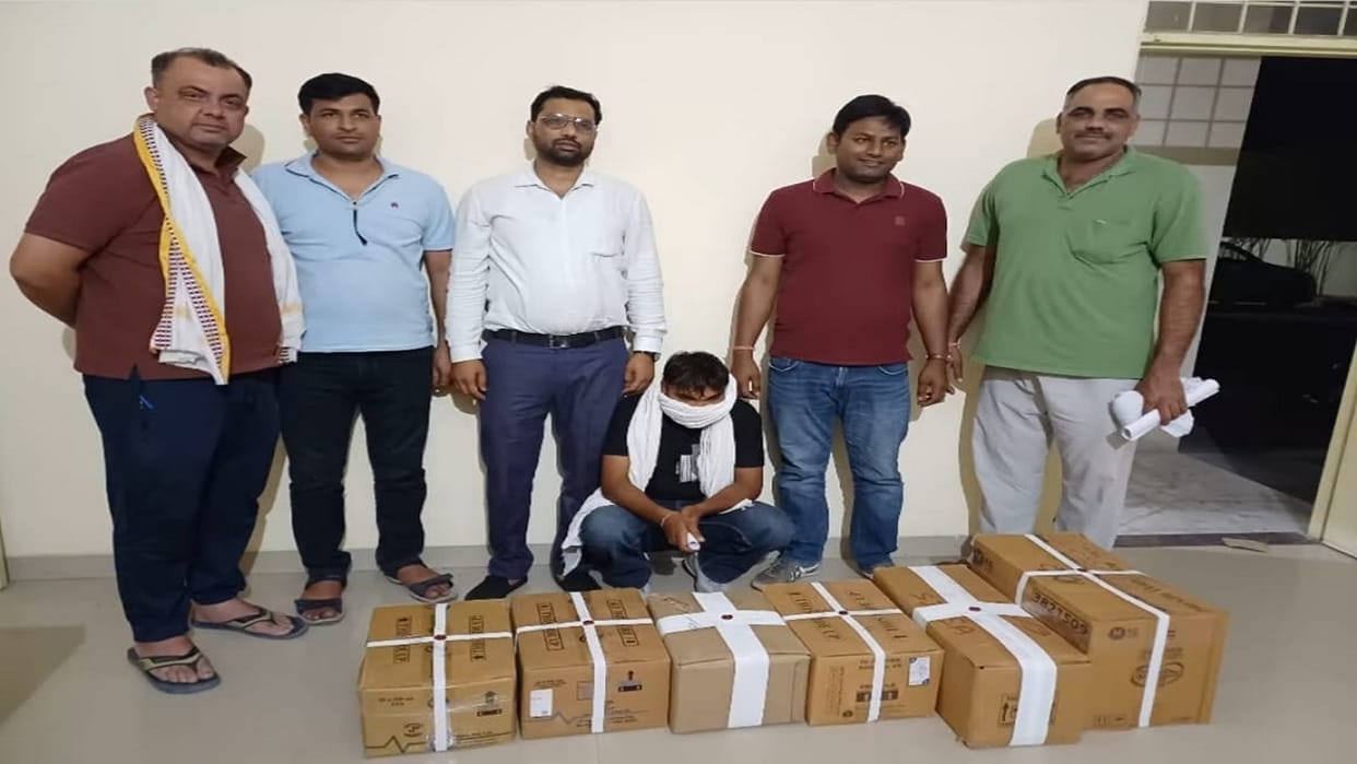 Lok Sabha elections: cache of intoxicating pills and capsules recovered, Sirsa police arrested youth riding bi