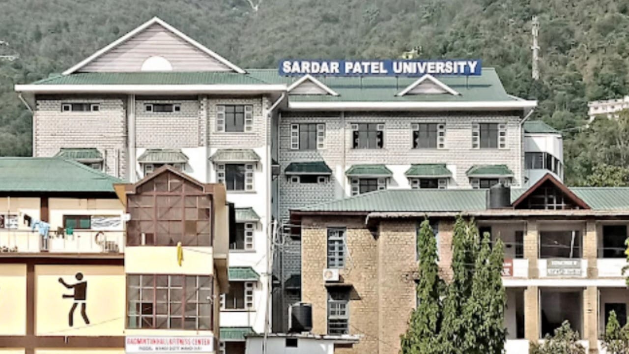 सरदार पटेल विश्वविद्यालय।