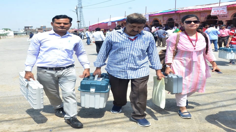 Polling workers went to celebrate the great festival of democracy