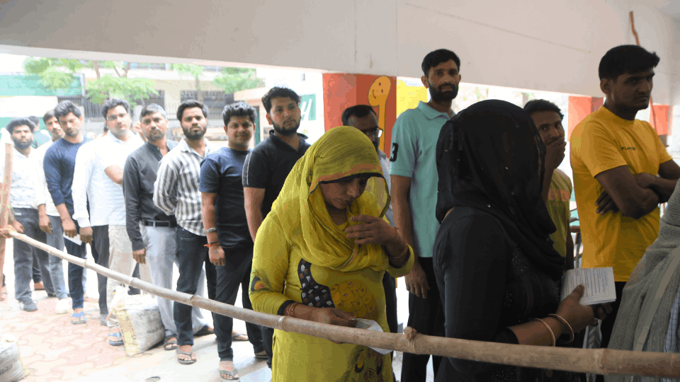 Lok Sabha election second phase above 53 percent voting in Gautam Buddha Nagar