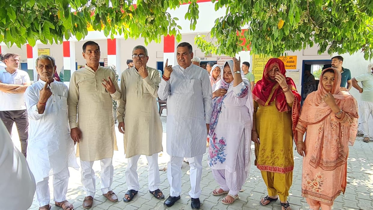 Baghpat Election 2024: 32.90 percent voting till 1 pm in the district
