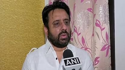 Delhi: AAP विधायक अमानतुल्लाह खान को राहत, कोर्ट ने दिल्ली वक्फ बोर्ड मामले में दी जमानत Court grants bail to AAP MLA Amanatullah Khan in Delhi Waqf Board case