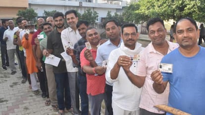 Amroha residents missed the new record, voters stopped at 64.02 percent, 71.05% voting took place in 2019