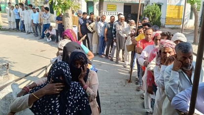 Amroha residents missed the new record, voters stopped at 64.02 percent, 71.05% voting took place in 2019