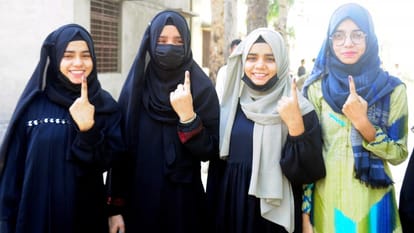 Amroha residents missed the new record, voters stopped at 64.02 percent, 71.05% voting took place in 2019