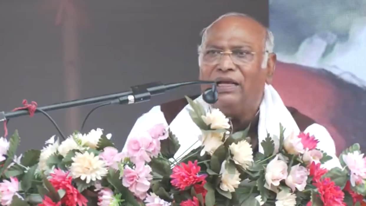 Kharge raised demand for return of ballot papers, Campaign should be run like Bharat Jodo Yatra for awareness