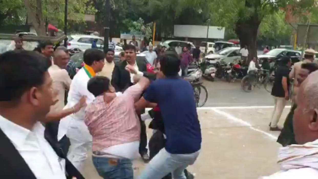 Supporters of political parties clashed in the election debate, kicked and punched fiercely.