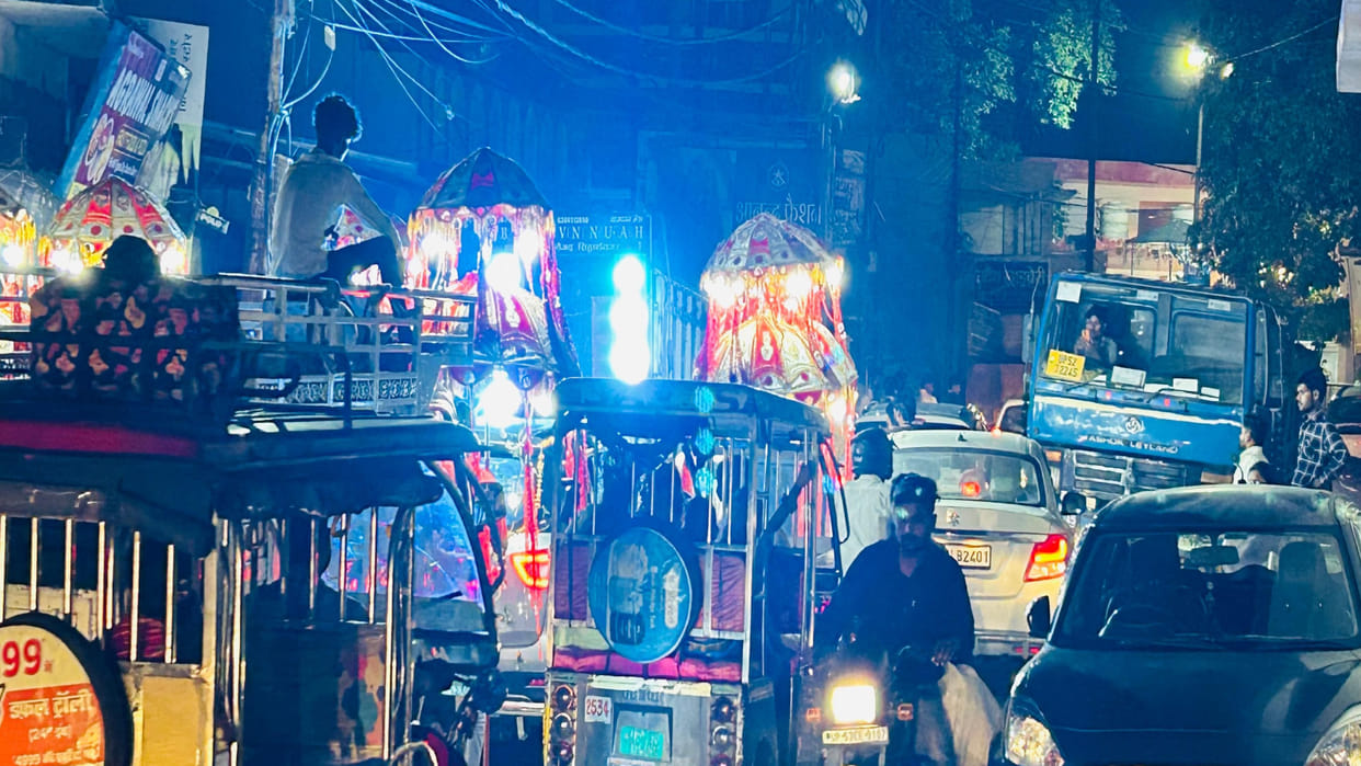 In Gorakhpur, Lagan Shehnai rang loudly in the last moment of April. Business worth Rs 120 crores