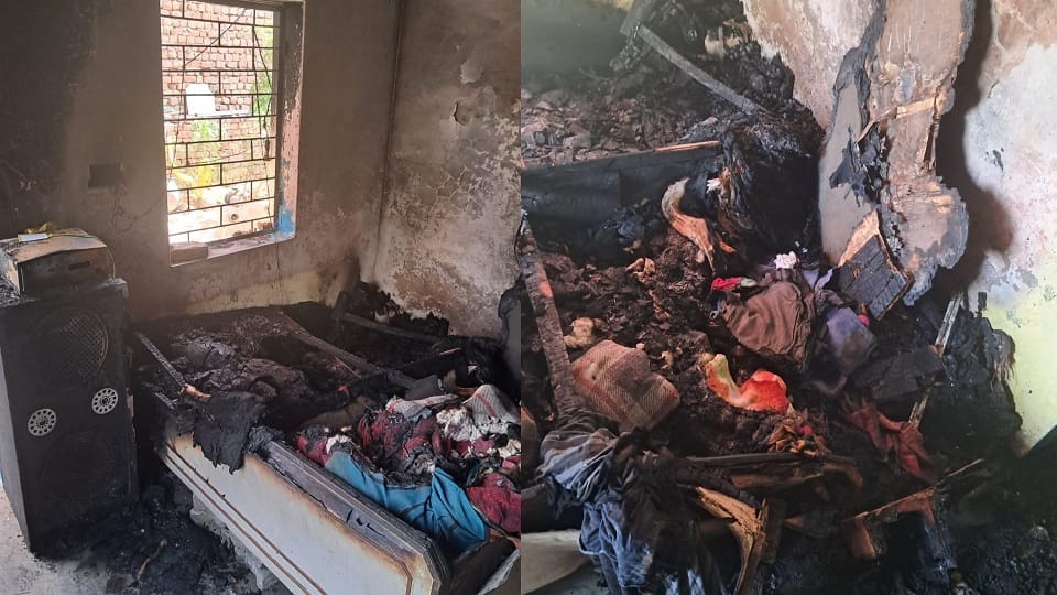 Massive Fire Broke Out In Home Man Burnt Alive in agra up news
