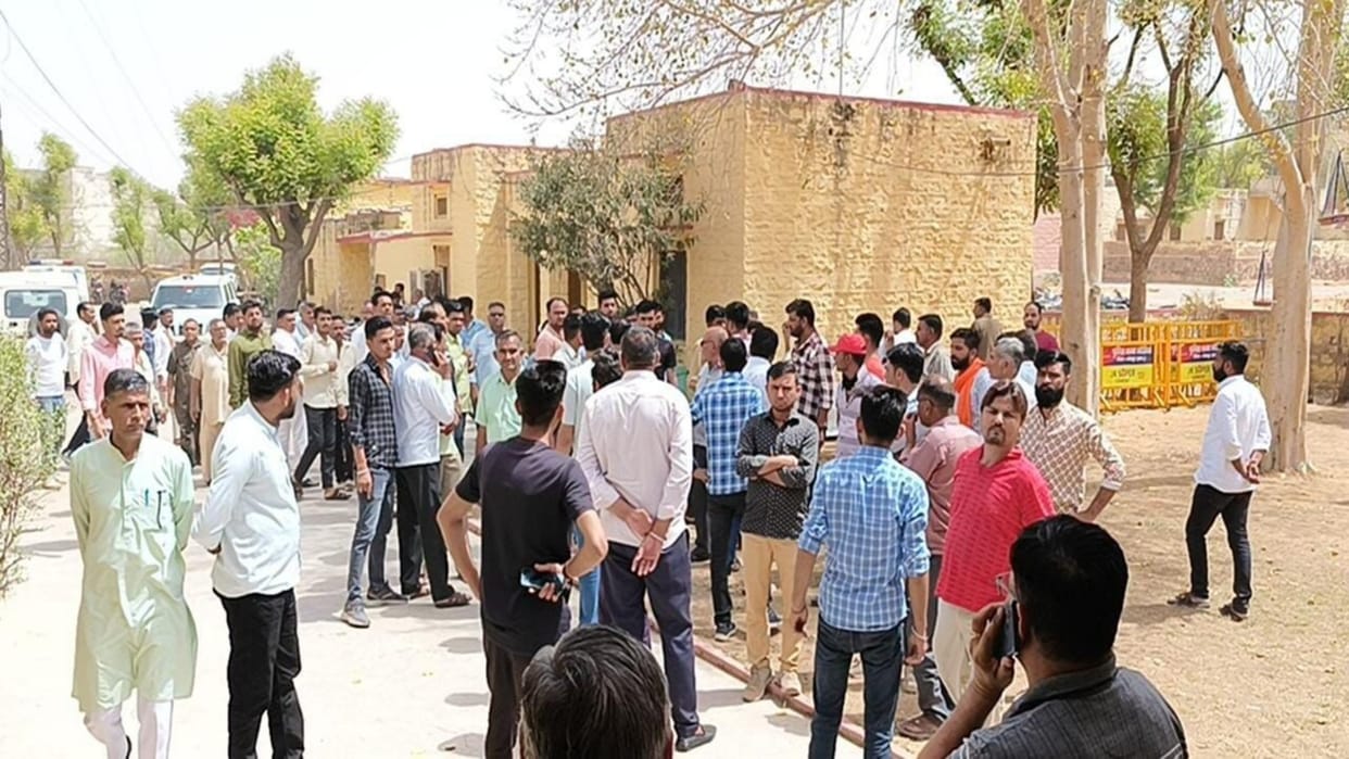 Jodhpur News: Miscreants kidnapped the young man from his house, villagers closed the markets in protest