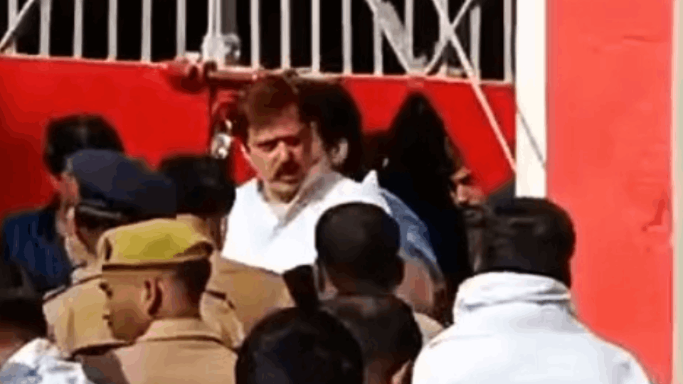 Former MP from Jaunpur Dhananjay shifted to Bareilly Central Jail