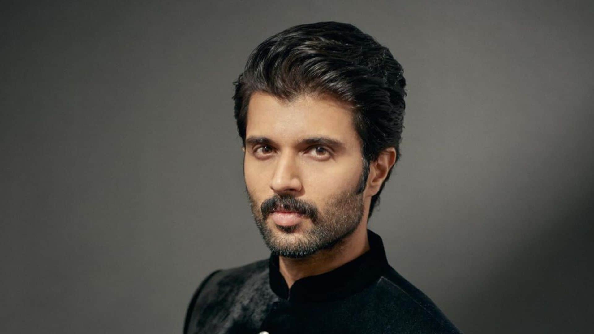 VD 12 Actor Vijay Deverakonda Injured his shoulder while doing Action Sequence Actor did not take any Break