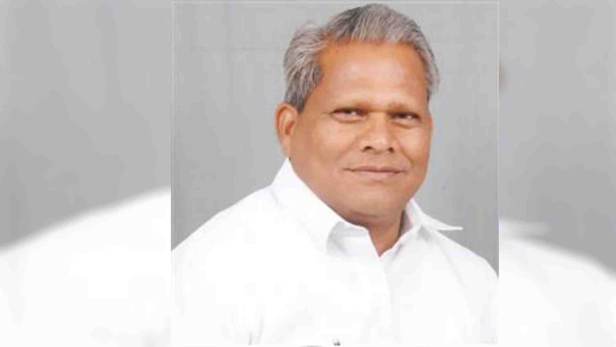Sirohi News: Pindwara-Abu MLA Samaram Garasia suffered heart attack during wedding ceremony.