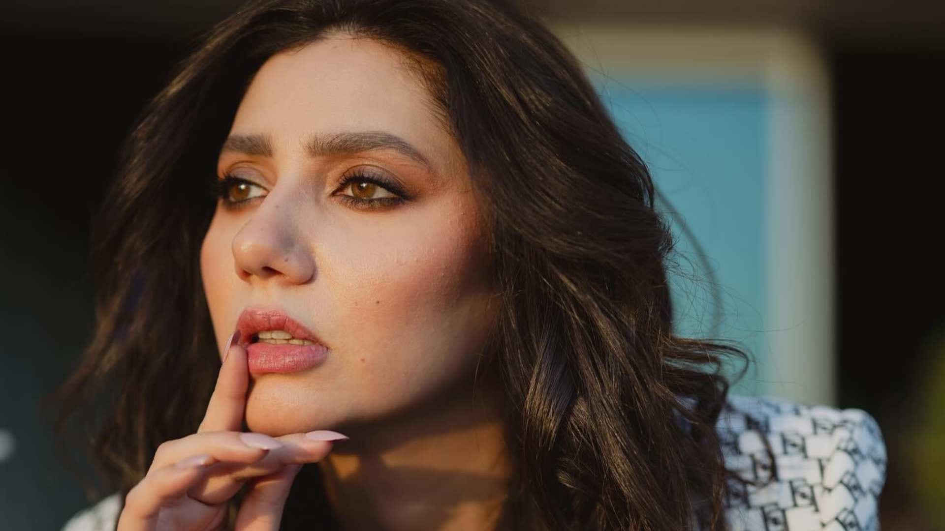 Mahira Khan is gaining publicity by taking Shah rukh Khan name actress hit back at trolls