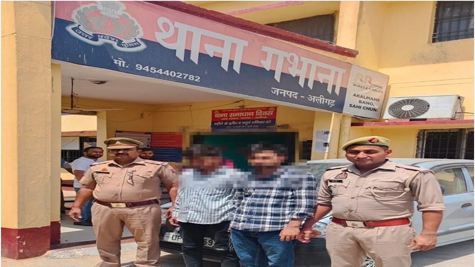 Two arrested along with stolen car, sent to jail