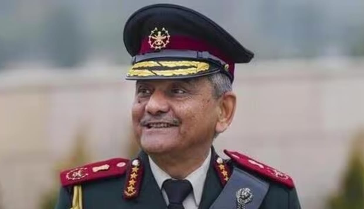Top military brass reviews theaterisation plan
